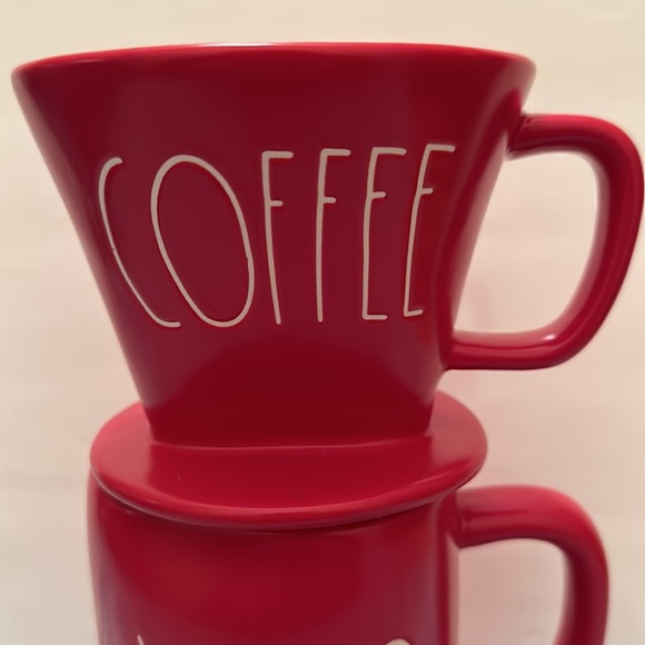 Rae Dunn Red XOXO Mug & Drip Set Valentine’s - Picture 2 of 8